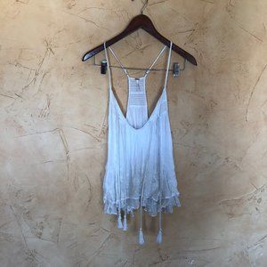 Free people T back white shirt with embroidery